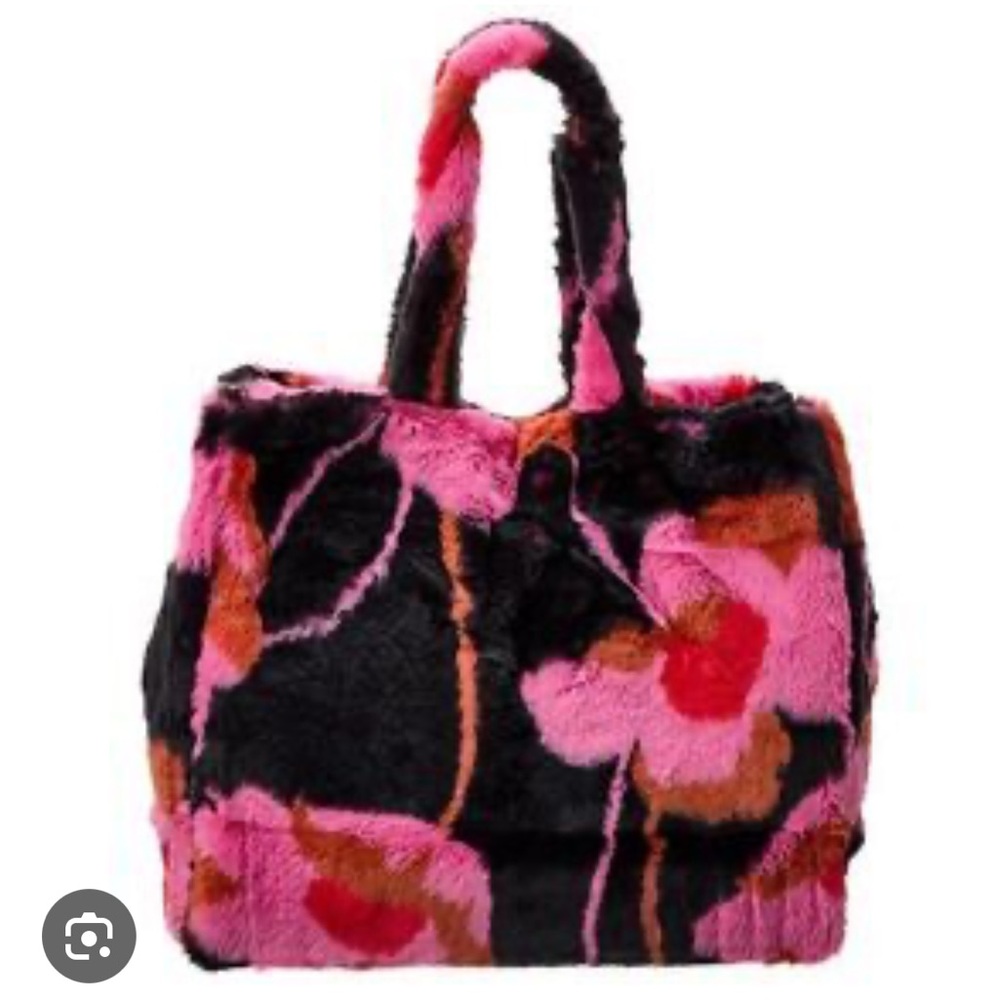 Cabi Rococo Tote Bag Large Poppy Bloom
Black Pink Floral